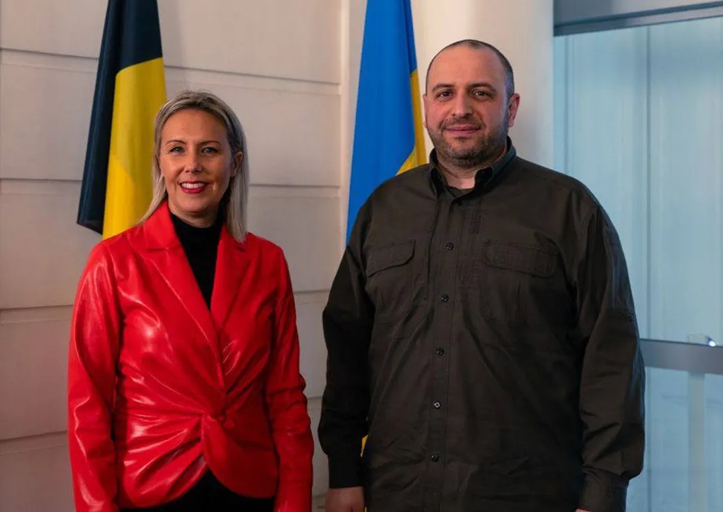 Министры обороны Украины и Бельгии обсудили передачу Украине истребителей F-16 и подготовку лётчиков