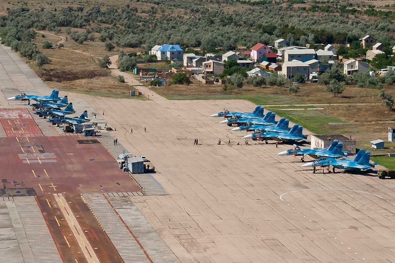 Повітряні сили ЗСУ накрили в Криму аеродром «Саки». Чим важливий цей об’єкт
