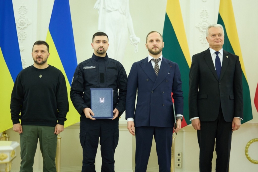 Візит Президента Володимира Зеленського до Вільнюсу: Україна і Литва домовилися про спільне виробництво дронів і засобів РЕБ