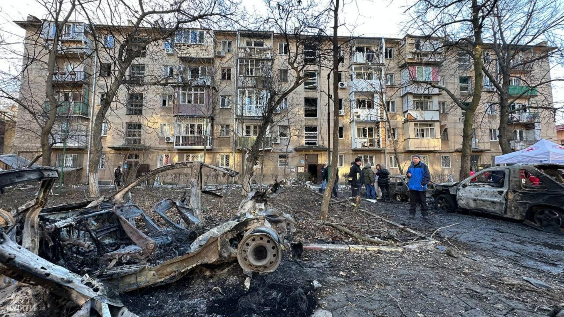 Российские захватчики за сутки атаковали 13 областей Украины, под ударами были 105 населенных пунктов и 48 объектов инфраструктуры