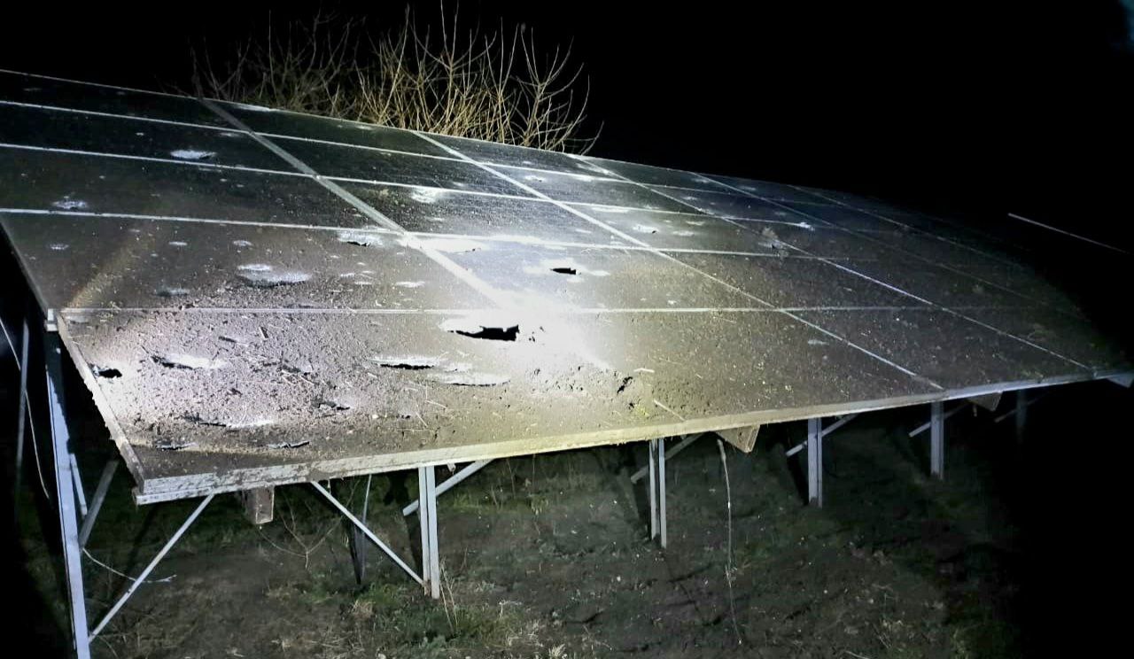 Дніпропетровщина опинилась під ударом російських БПЛА: 10 «шахедів» збили, але є влучання в енергетичний та інфраструктурний об’єкти