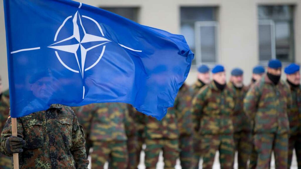 Франція створює коаліцію країн, які готові направити війська в Україну, – Politico