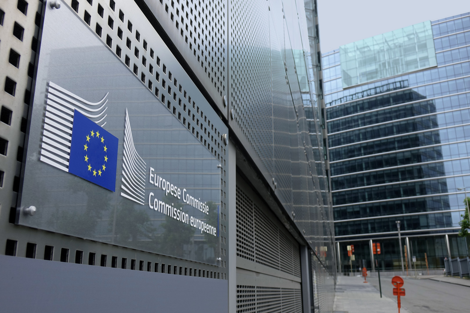 Еврокомиссия одобрила переговорную рамку для Украины по вступлению в ЕС