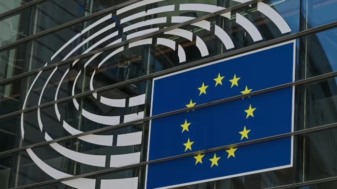 Європарламент ухвалив перший у світі закон про обмеження штучного інтелекту