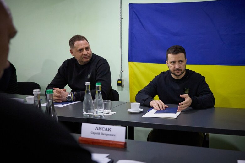 Володимир Зеленський провів нараду щодо ситуації у Дніпропетровській області