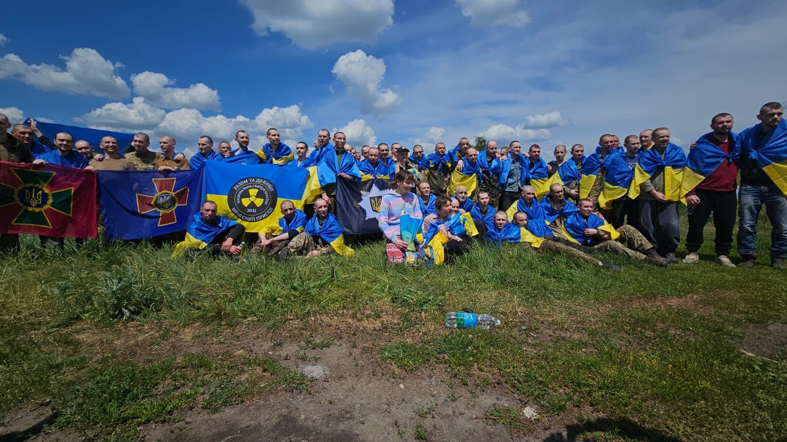 Воїни ЗСУ, Нацгвардії, ДПСУ та цивільні. Кого повернула Україна з російського полону