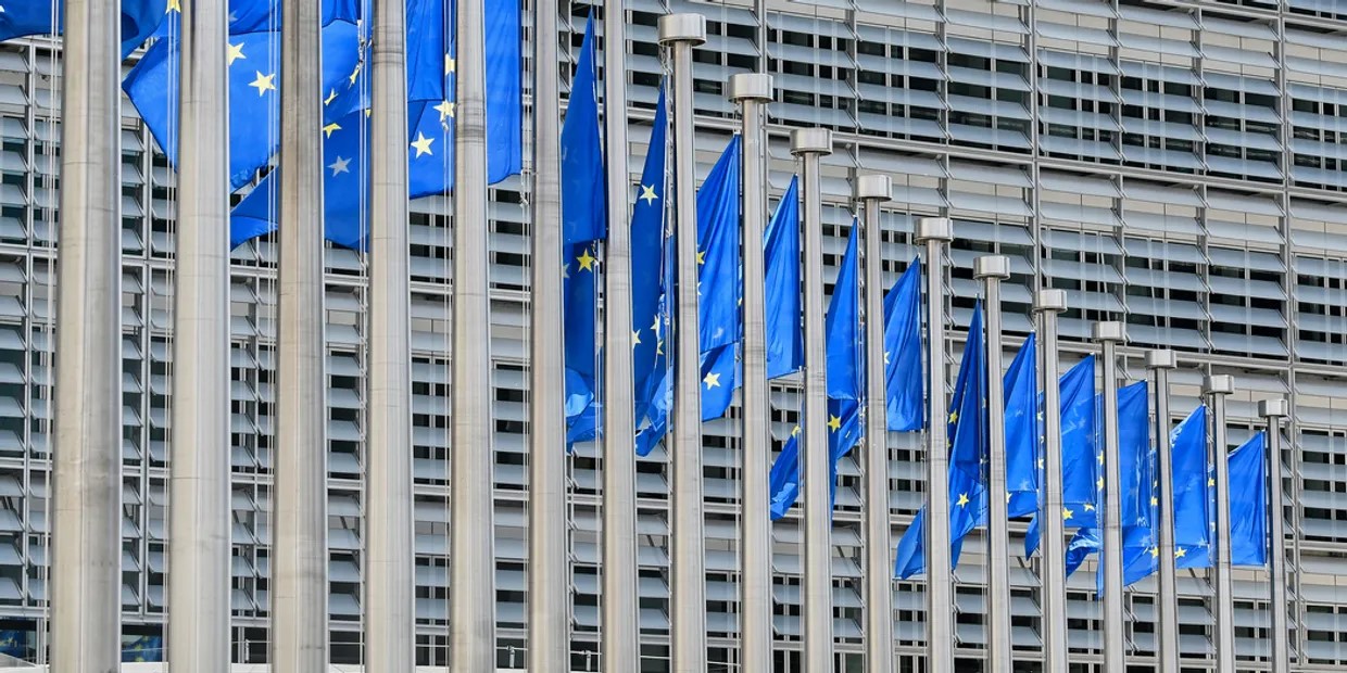 Єврокомісія запропонувала продовжити до березня 2026 року тимчасовий захист українців у ЄС