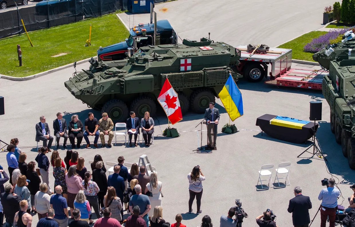 Канада передає Україні перші бронетранспортери з 50 обіцяних – Міноборони країни