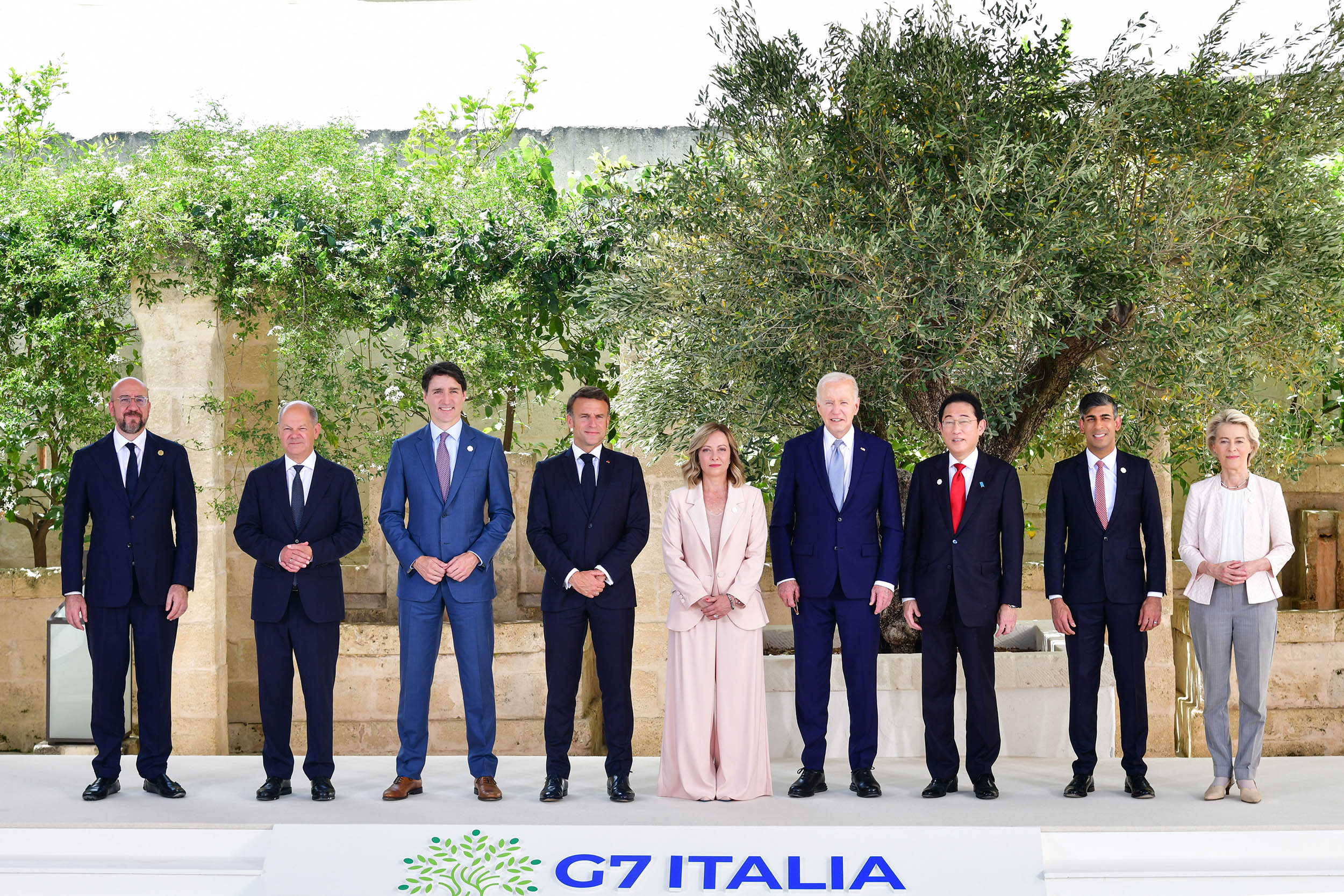 G7: Росія має виплатити Україні 486 млрд доларів за завдані збитки
