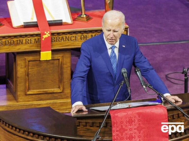 Байден відреагував на ракетний удар РФ по «Охматдиту» та пообіцяв посилення ППО