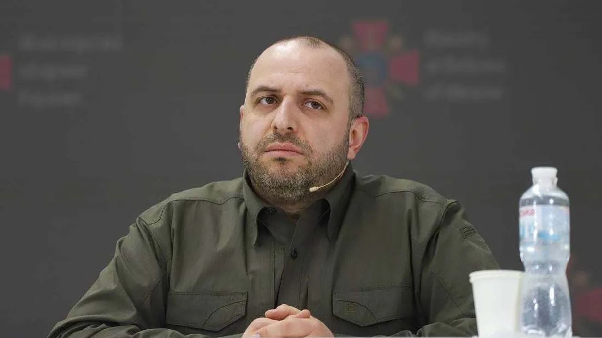 Умєров просить Кабмін звільнити чотирьох його заступників