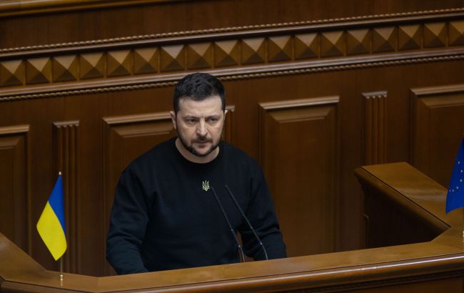 Зеленський у Раді представив план перемоги України: що в ньому (ВІДЕО)