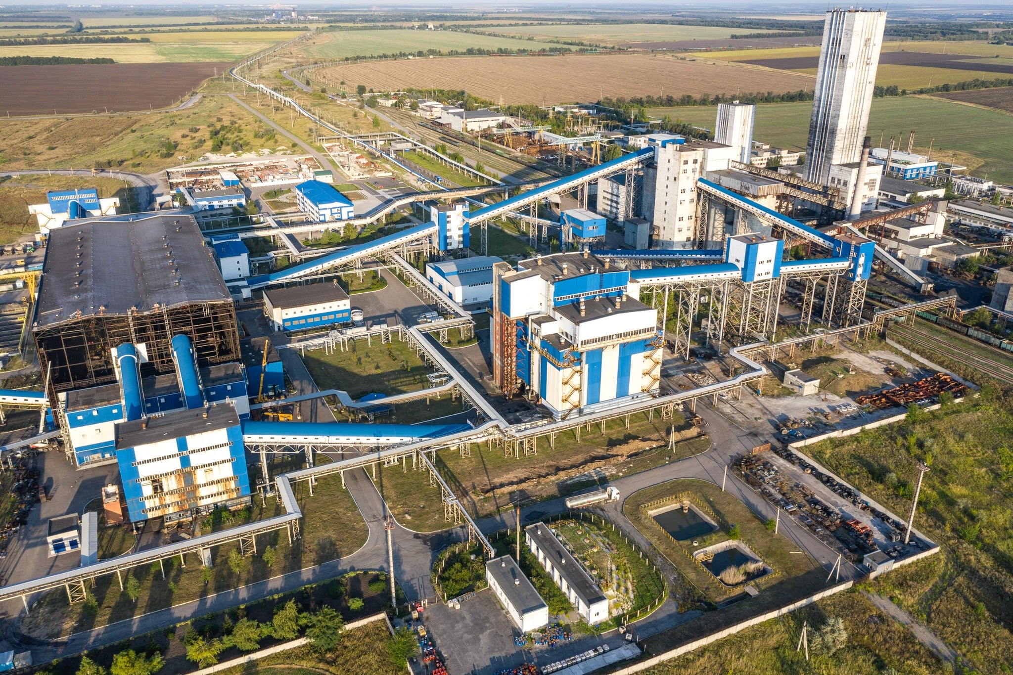Под Покровском закрылась одна из важнейших для Украины шахт Под Покровском закрылась одна из важнейших для Украины шахт