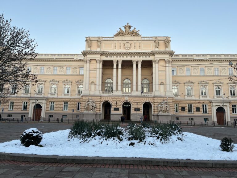Цифра дня: 200 миллионов долларов выделили на развитие университетов в Украине