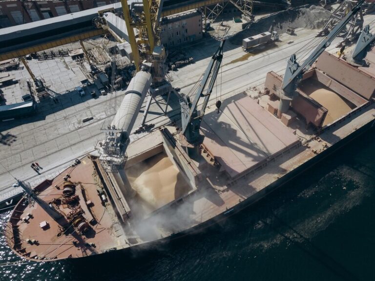 Украинский морской коридор успешно функционирует: за полтора года перевезено 100 млн тонн грузов в 53 страны мира — Зеленский Украинский морской коридор успешно функционирует: за полтора года перевезено 100 млн тонн грузов в 53 страны мира — Зеленский