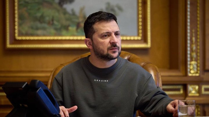 Володимир Зеленський провів телефонну розмову з Дональдом Трампом: переговори тривали близько години