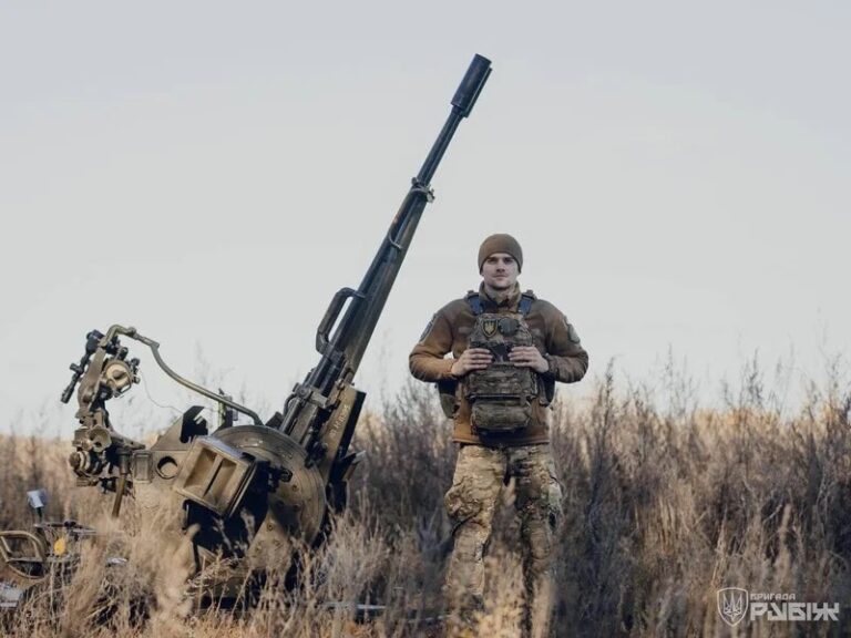 РФ вночі запустила 140 дронів. ЗСУ збили понад половину, пошкоджень зазнало дві області