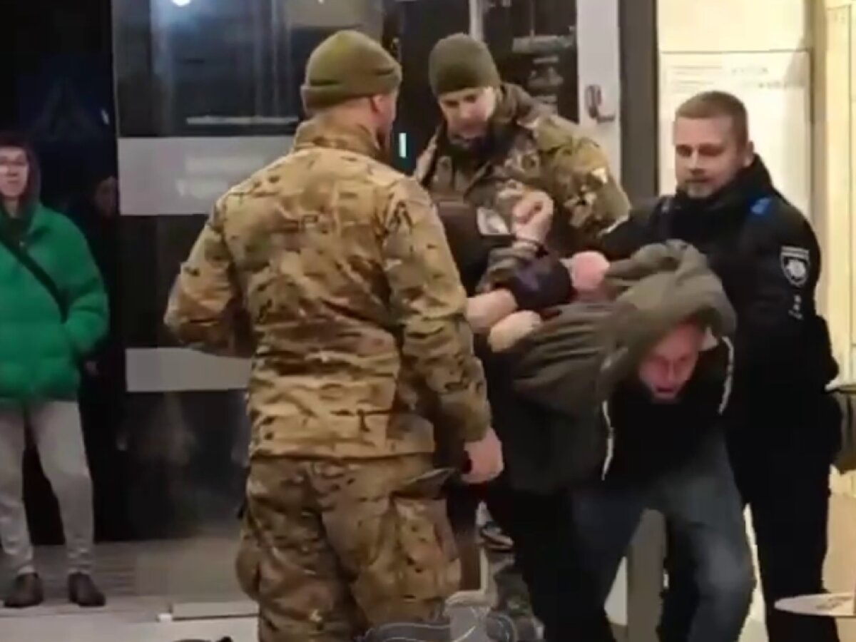У Кременчуці чоловік вистрілив у співробітника ТЦК із травмата – поліція
