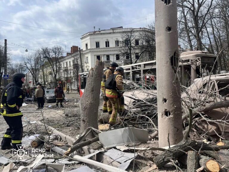 Кількість загиблих від удару РФ по Сумах зросла до 36 Кількість загиблих від удару РФ по Сумах зросла до 36