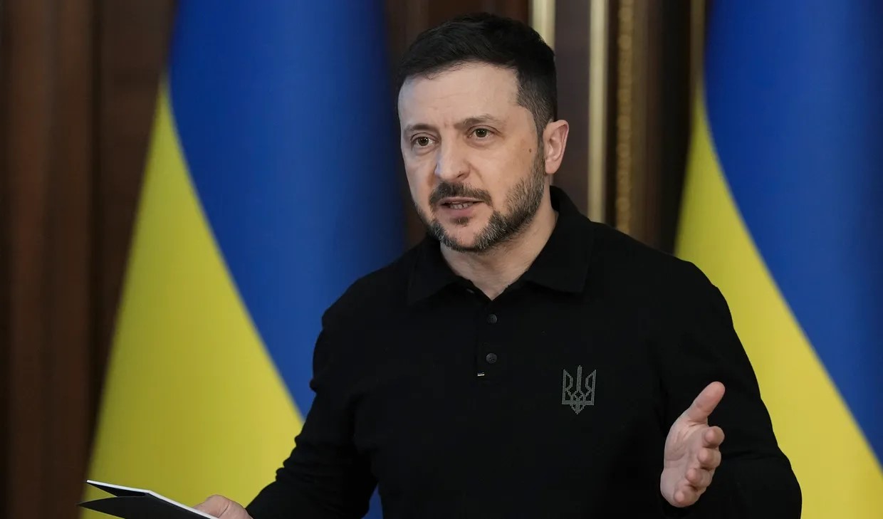 Удары по рф 9 мая, безопасное перемирие и юридические основания для переговоров с путиным: Владимир Зеленский провел большой брифинг