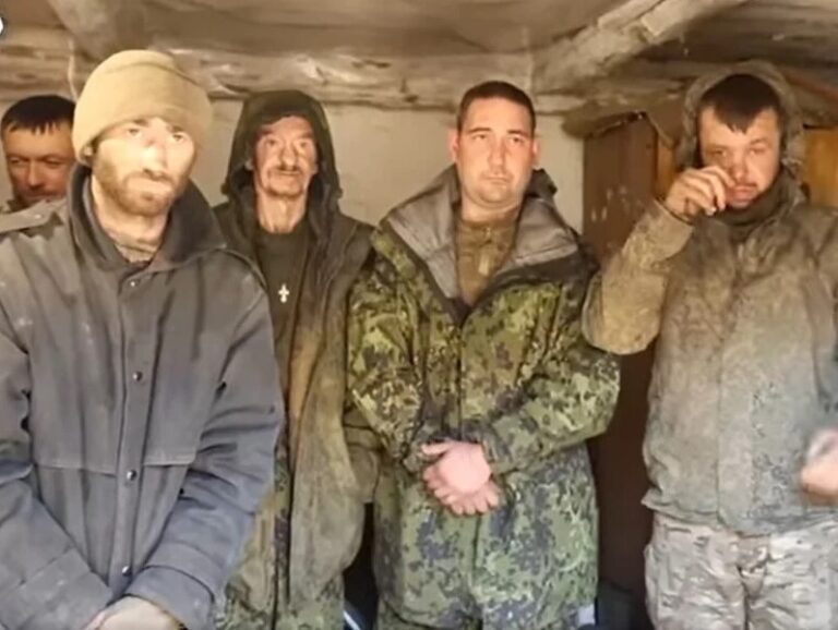 Украинские десантники в Курской области взяли в плен девять военных РФ