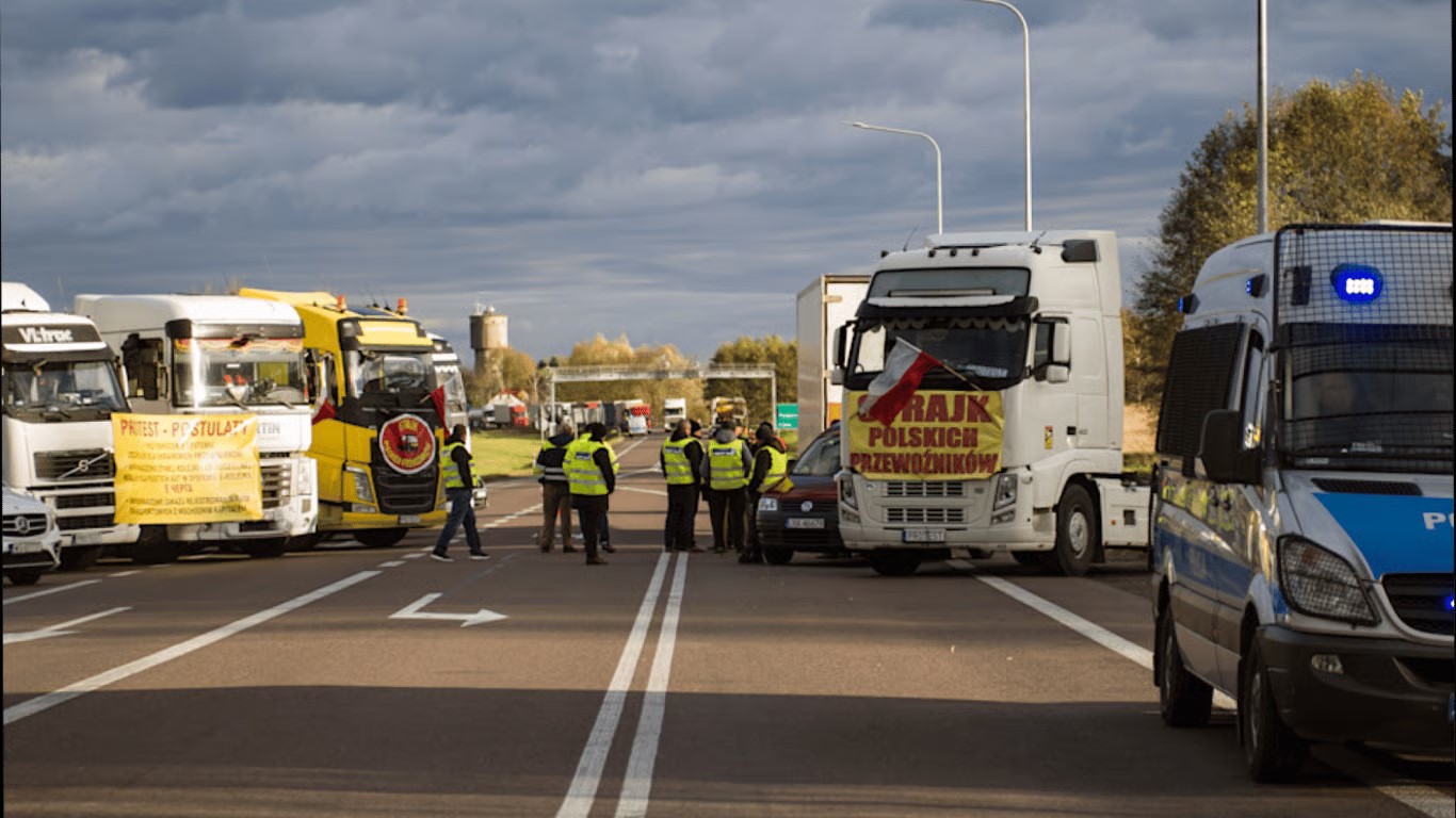 Польські перевізники готують протестну акцію на кордоні – ДПСУ
