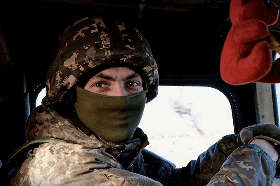 Кабмін пропонує посилити соцзахист строковиків, військових та їхніх родин
