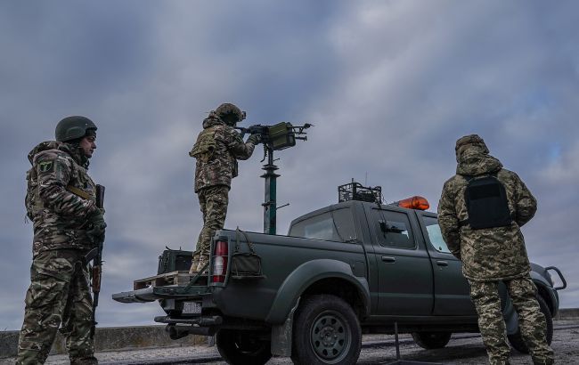 РФ атакувала Україну дронами та ракетами С-300: влучання зафіксовано в 14 локаціях РФ атакувала Україну дронами та ракетами С-300: влучання зафіксовано в 14 локаціях