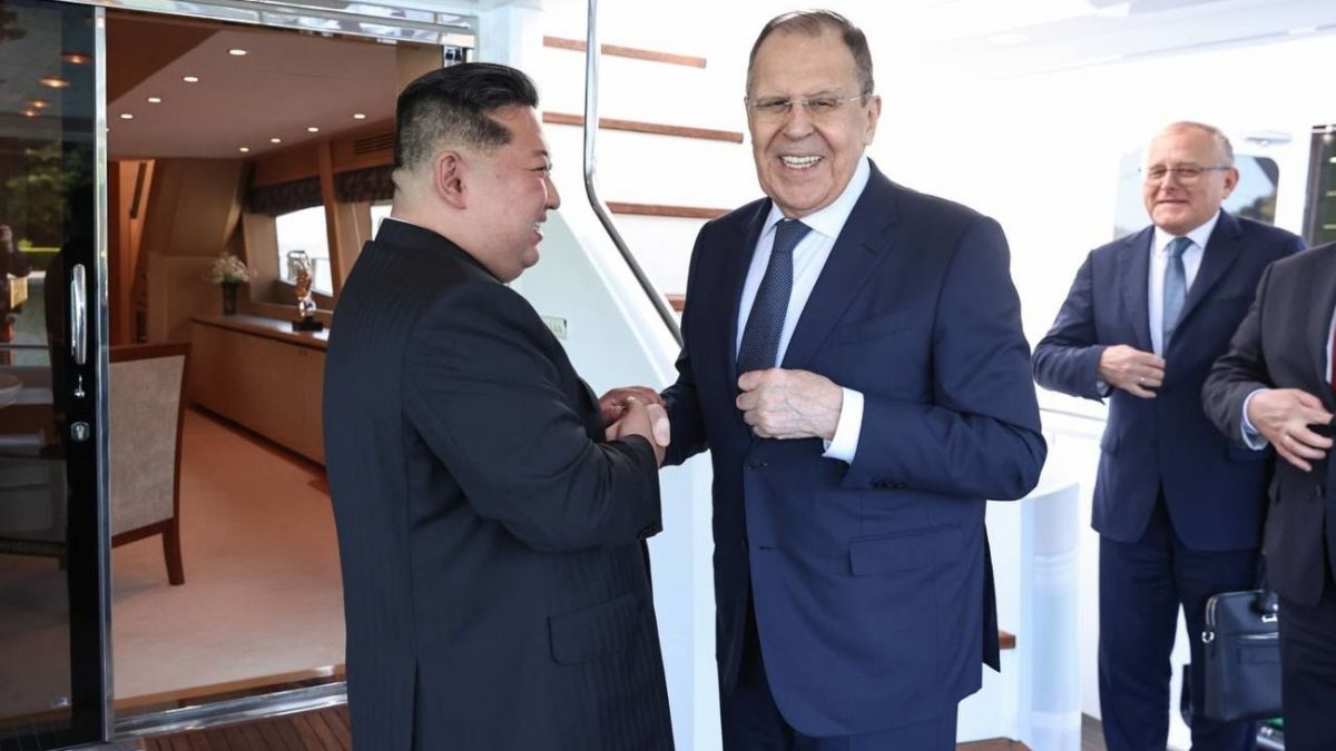 Ким Чен Ын пообещал безоговорочно поддерживать Россию в войне с Украиной