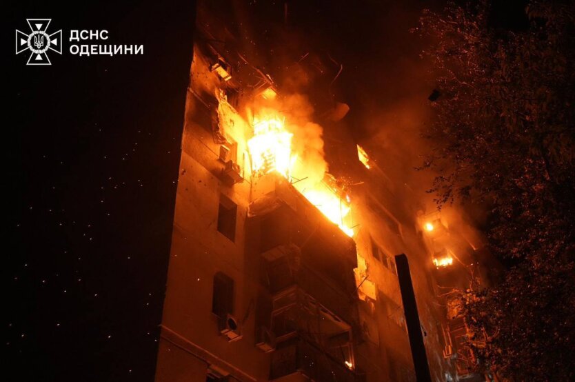 Понад 300 дронів і 30 ракет: Росія завдала масованого удару по містах України