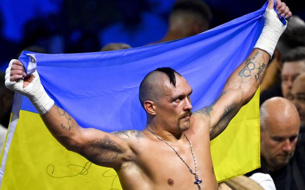 Непереможний чемпіон: Усик переміг Дюбуа і став абсолютним чемпіоном світу. Олександр звернувся до українських захисників