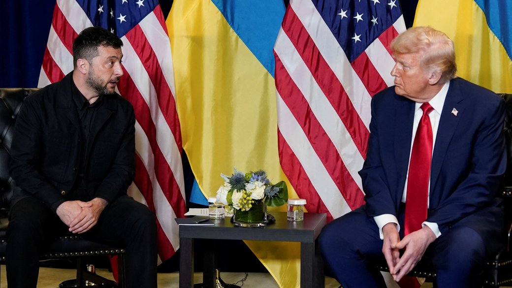 Трамп заявил, что открытый для снятия ограничений на удары вглубь России оружием США – WSJ