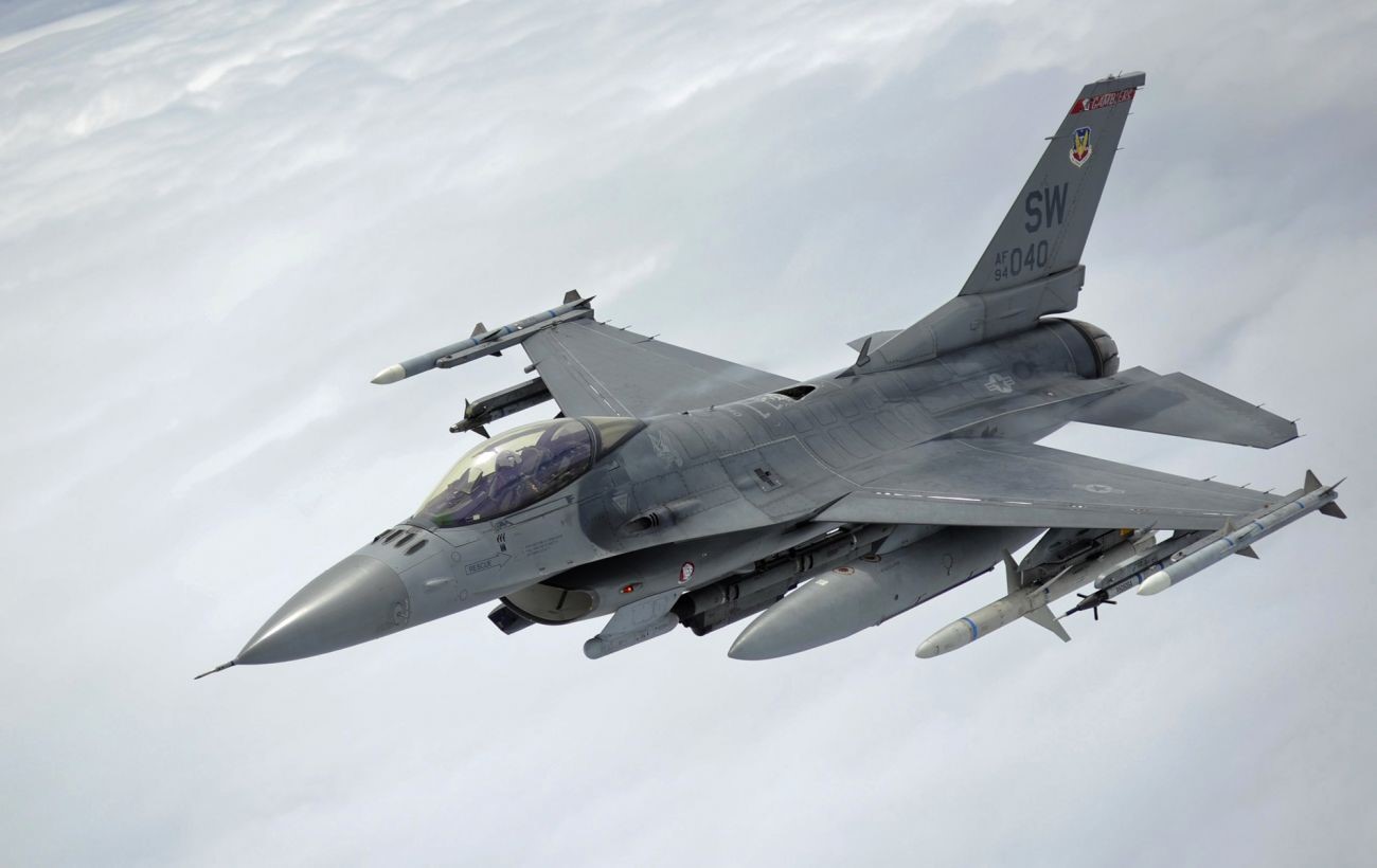 Україна отримає десятки винищувачів F-16 від Бельгії
