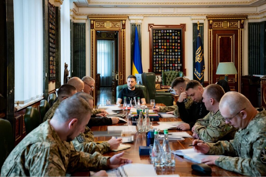 Володимир Зеленський зібрав керівників усієї сфери оборони і безпеки: про що говорили
