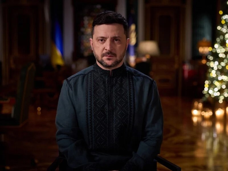 «Мы хотим окончания войны, но не окончания Украины». Главное из новогоднего обращения Зеленского к украинцам (ВИДЕО)