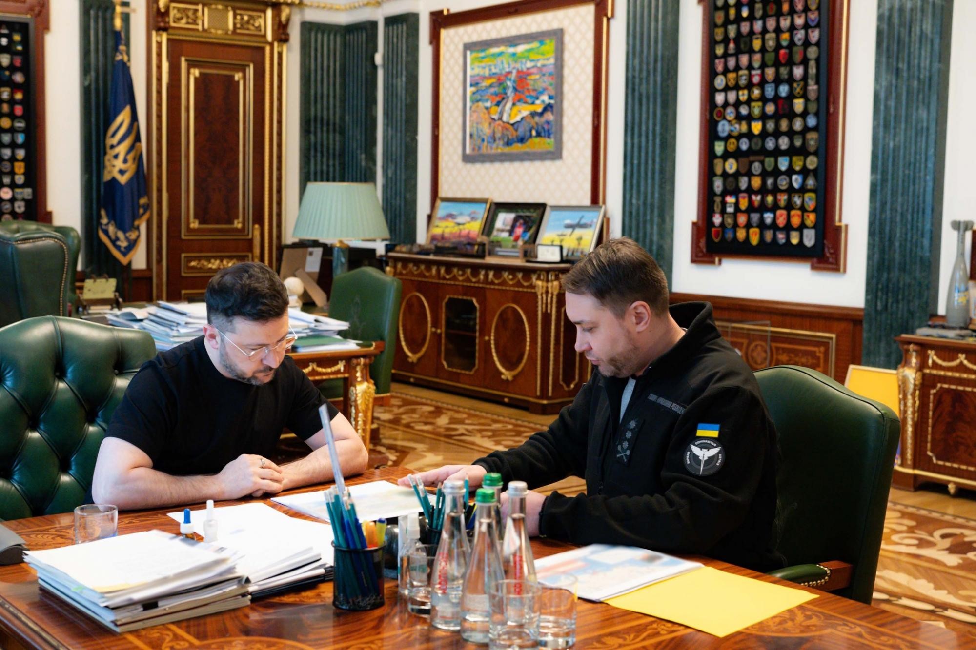 Зеленський запропонував Буданову очолити Офіс президента