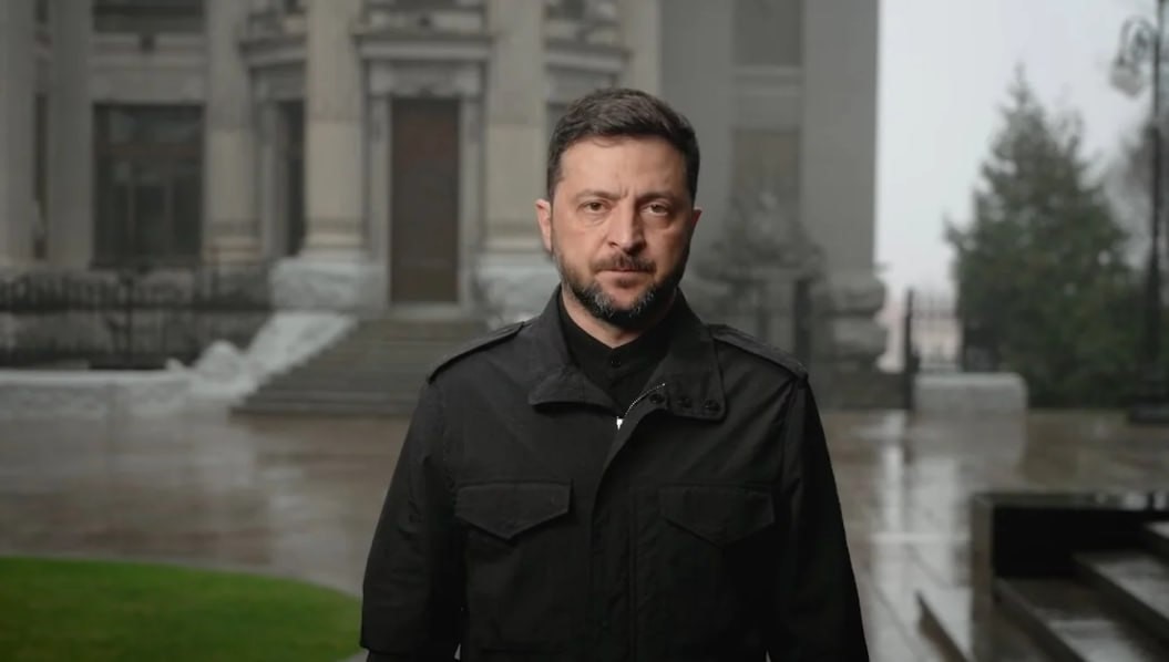 Зеленський попередив про підготовку росіян до нових масованих ударів