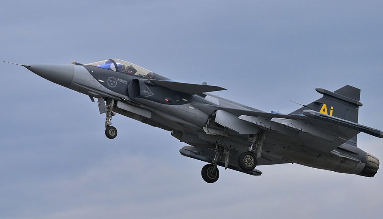 Потужніші за F-16: Україна може отримати винищувачі «Грифон» з ракетами «Метеор»
