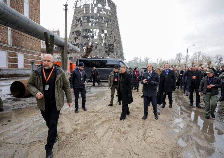 Evidence of war crimes: Shmyhal briefed international partners on the consequences of 13 Russian attacks on the CHP in Kyiv Evidence of war crimes: Shmyhal briefed international partners on the consequences of 13 Russian attacks on the CHP in Kyiv