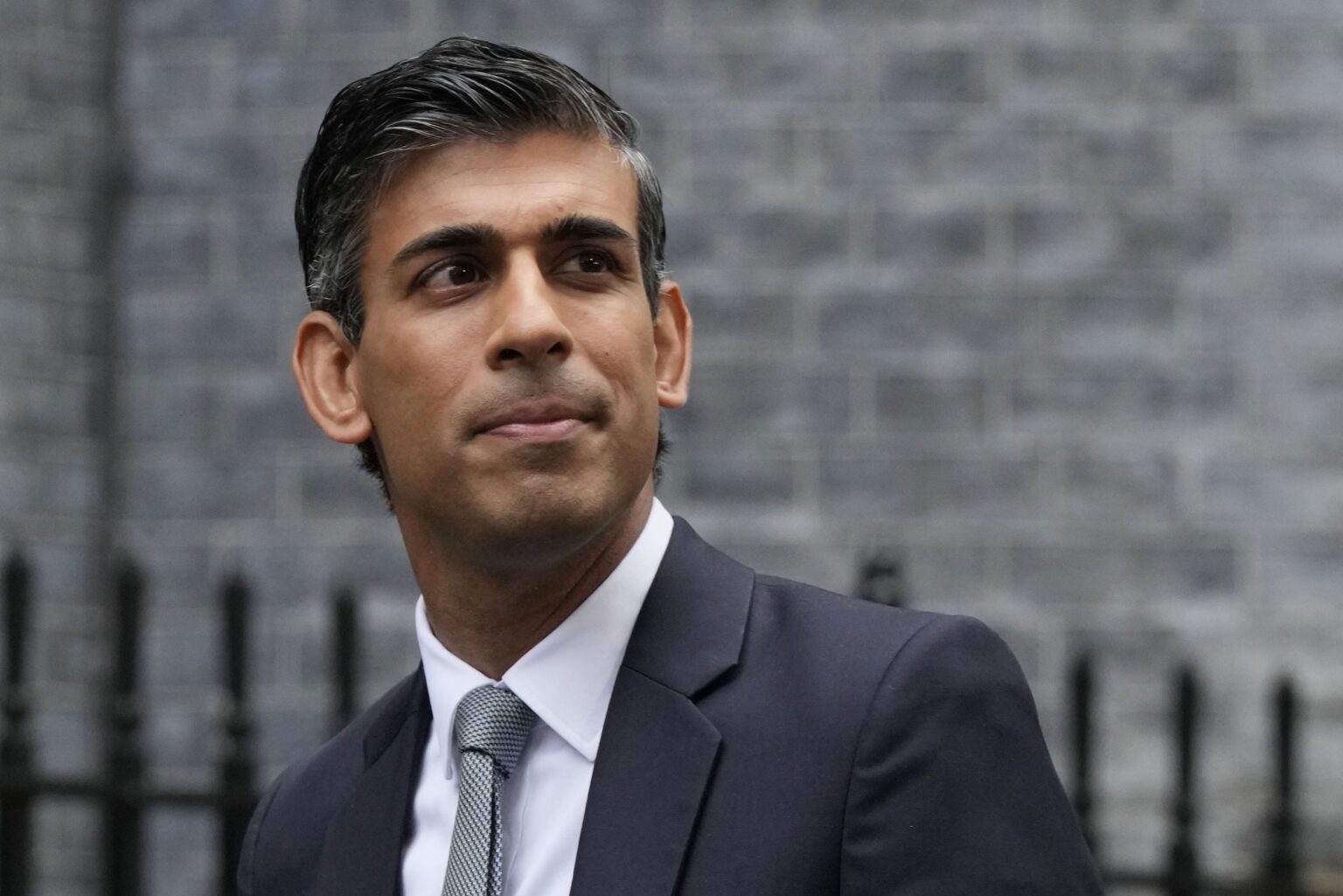 Former UK Prime Minister Rishi Sunak has become an advisor to Volodymyr Zelenskyy – The Independent