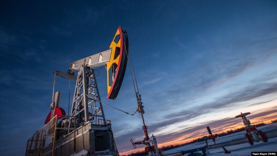 Из-за эскалации на Ближнем Востоке нефть РФ стала наиболее востребованной – WSJ