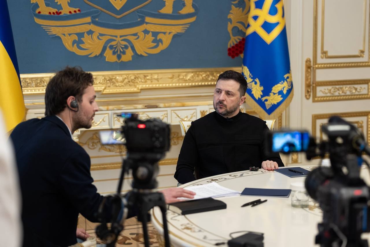 “The United States does not increase pressure on the Russian Federation, because they believe in Putin’s “peaceful intentions,” Ukraine does not.” Zelensky’s main theses from an interview with Le Monde