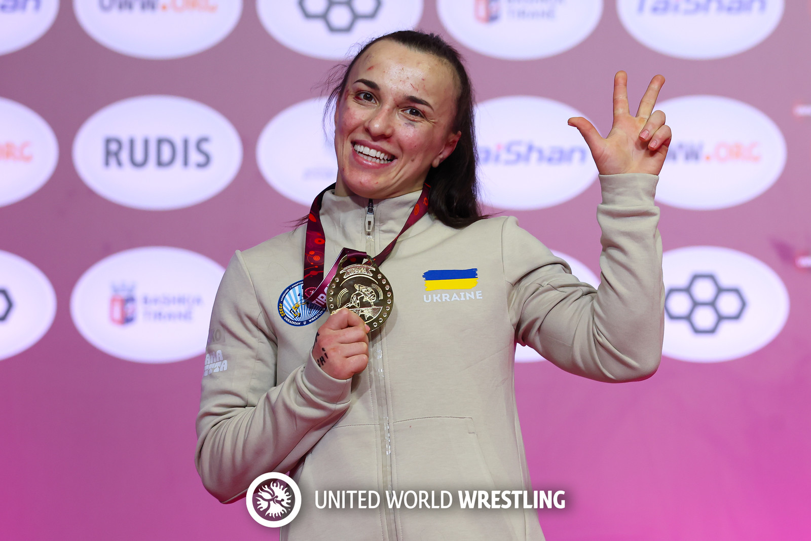 Тріумф у Тирані: жіноча збірна України вдесяте стала найкращою на чемпіонаті Європи у командному заліку