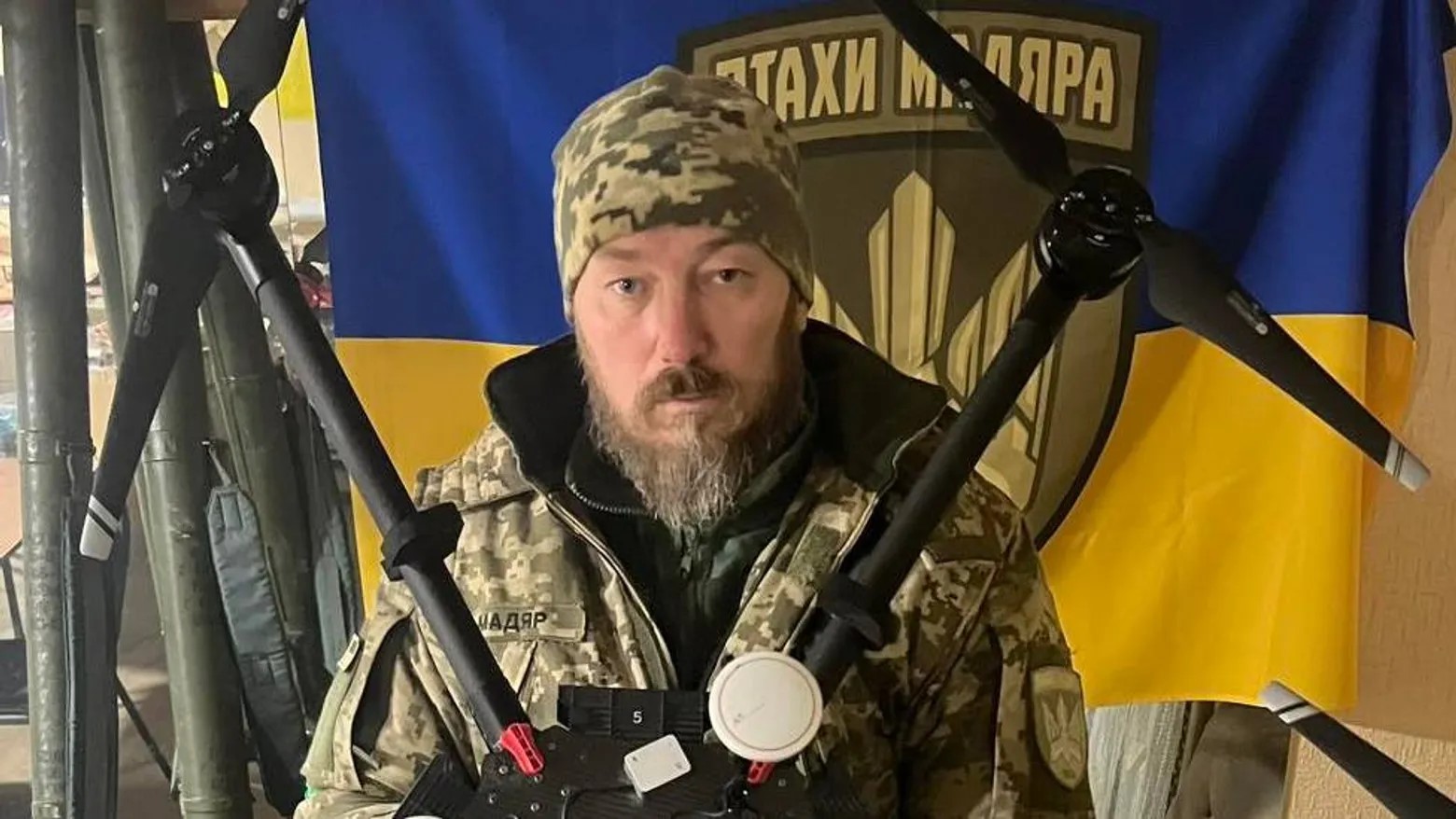 «Нащо витрачати дрони на “велику стіну”?»: Мадяр – про атаку на Москву 9 травня