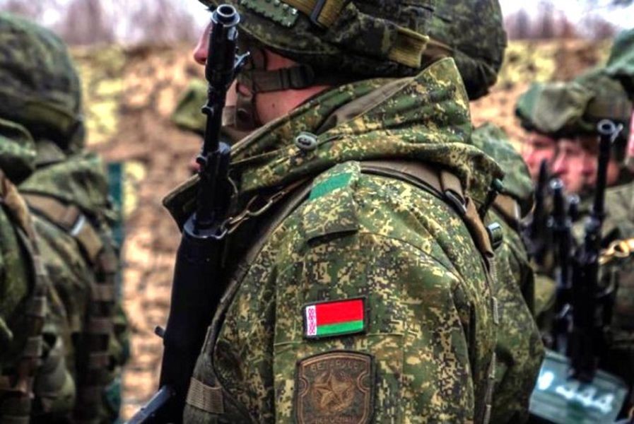 Россия рассматривает планы нового нападения с территории Беларуси: Силам обороны поручили усилить направление
