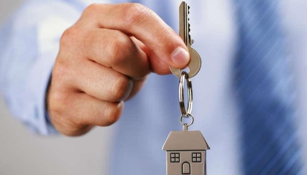Ukraine proposes to issue housing certificates to state employees with over 10 years of experience