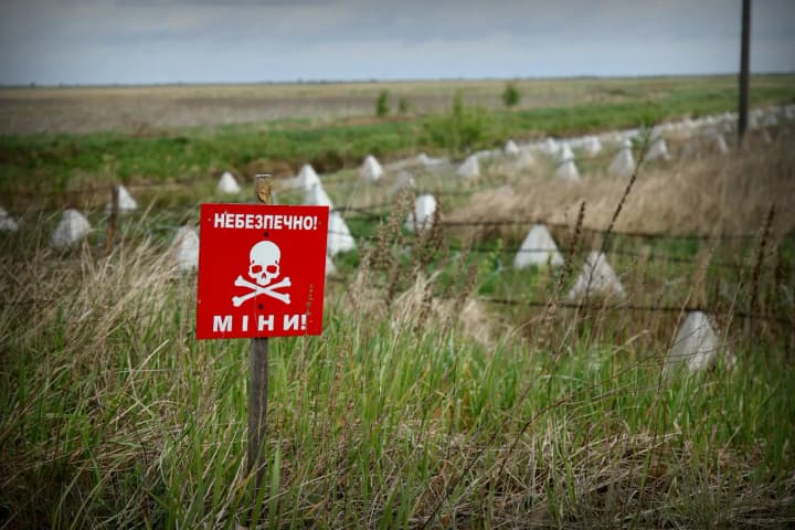 Неприступна фортеця. У ЗСУ розповіли про укріплення кордону з Білоруссю Неприступна фортеця. У ЗСУ розповіли про укріплення кордону з Білоруссю