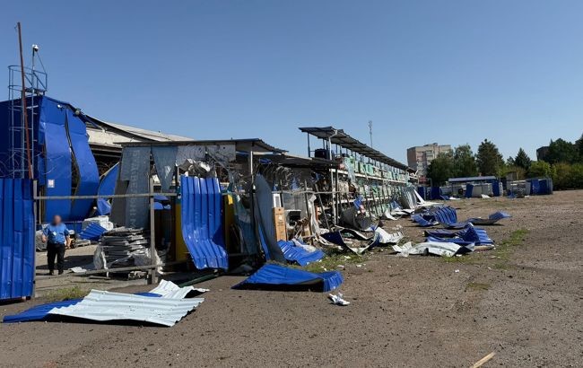 Балістичний удар росіян по Прилуках: двоє загиблих та 17 поранених, серед них дитина (ФОТО)