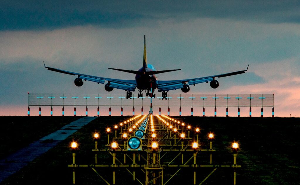 Украина готовит перезапуск авиасообщения: определены первые аэропорты для возобновления работы Украина готовит перезапуск авиасообщения: определены первые аэропорты для возобновления работы