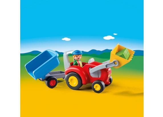 6964 Boer met tractor en aanhangwagen